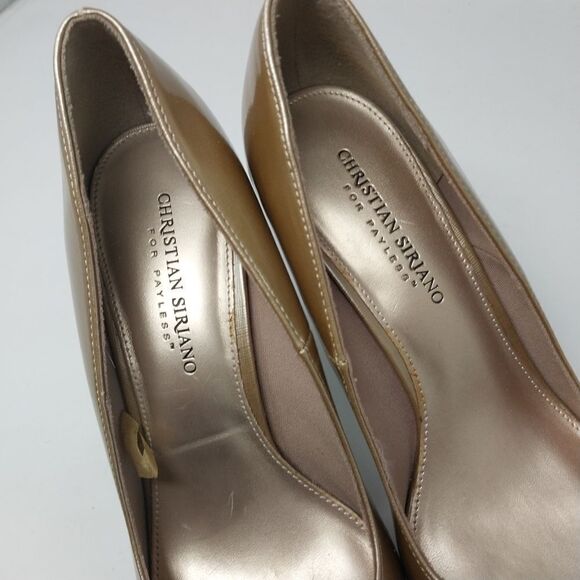 Christian Siriano for Payless Gold Heels. Size 9 - Picture 11 of 12
